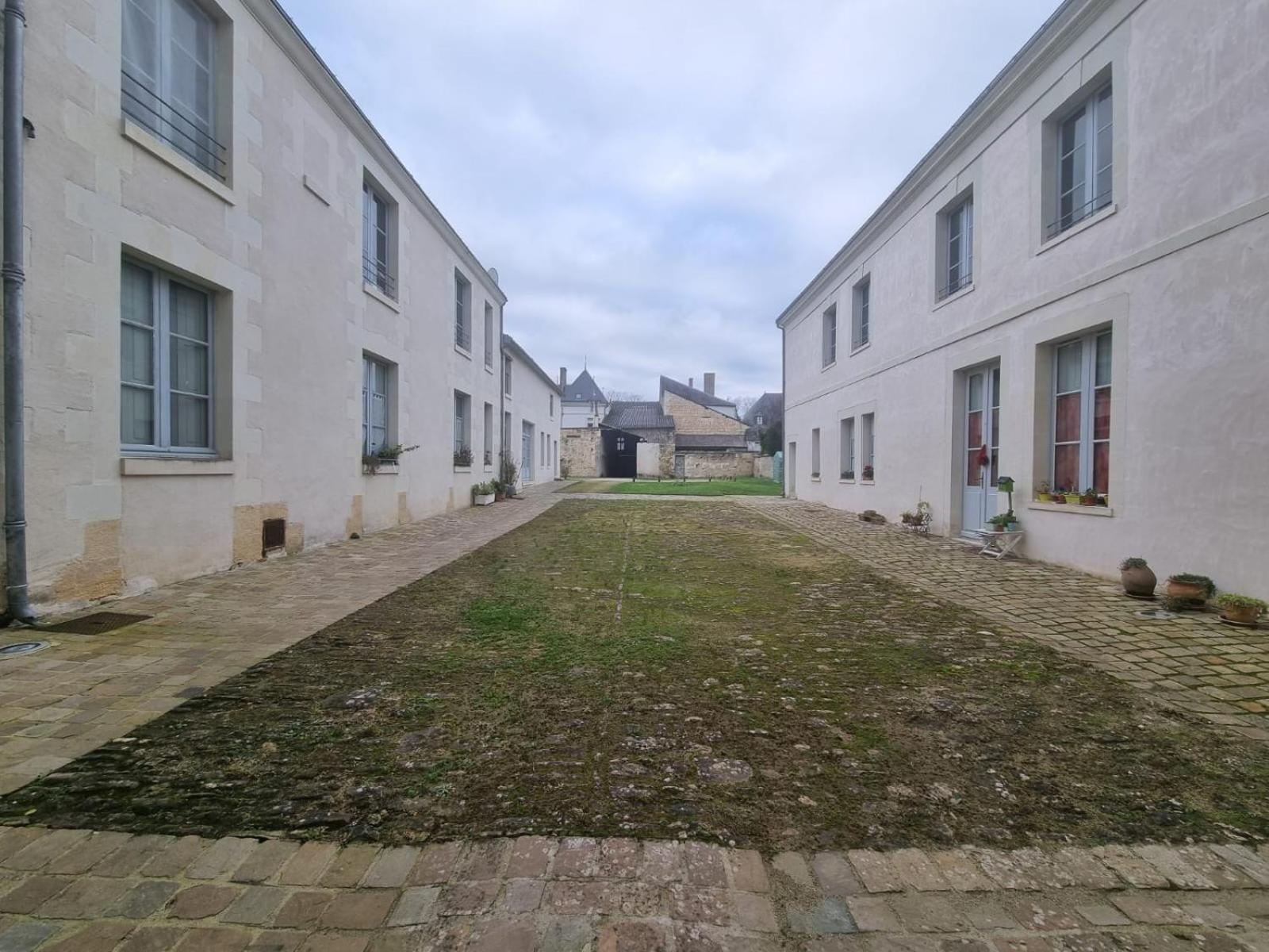 Appartement Au Centre De Richelieu Dış mekan fotoğraf